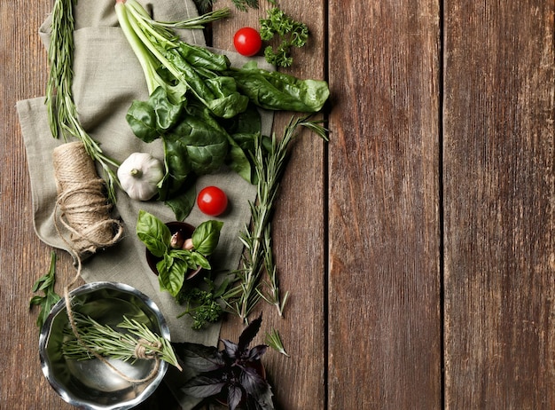 ingrediente proaspete pe masă